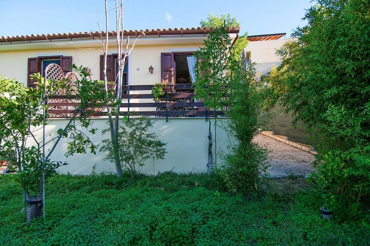 Spacious House In Lido Di Noto With Terrace And Garden 0*,