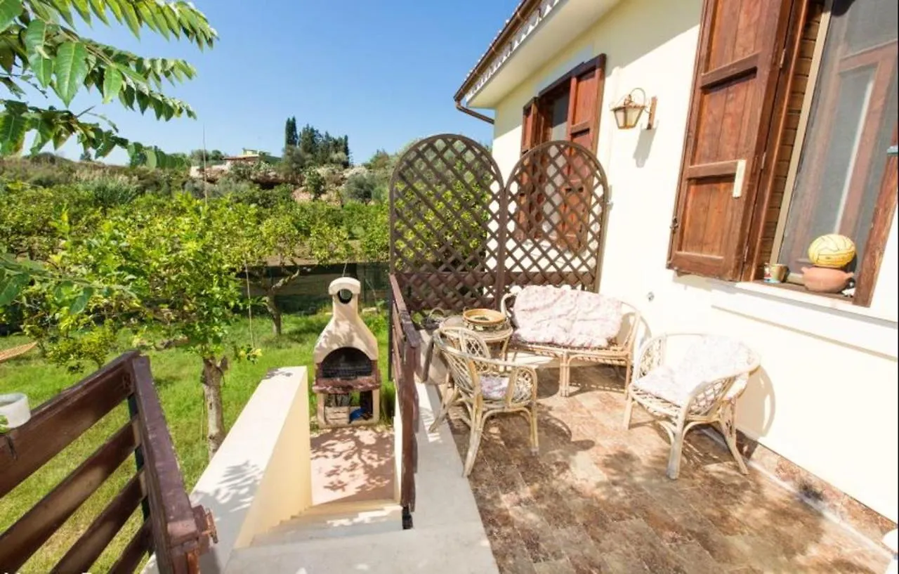 Spacious House In Lido Di Noto With Terrace And Garden