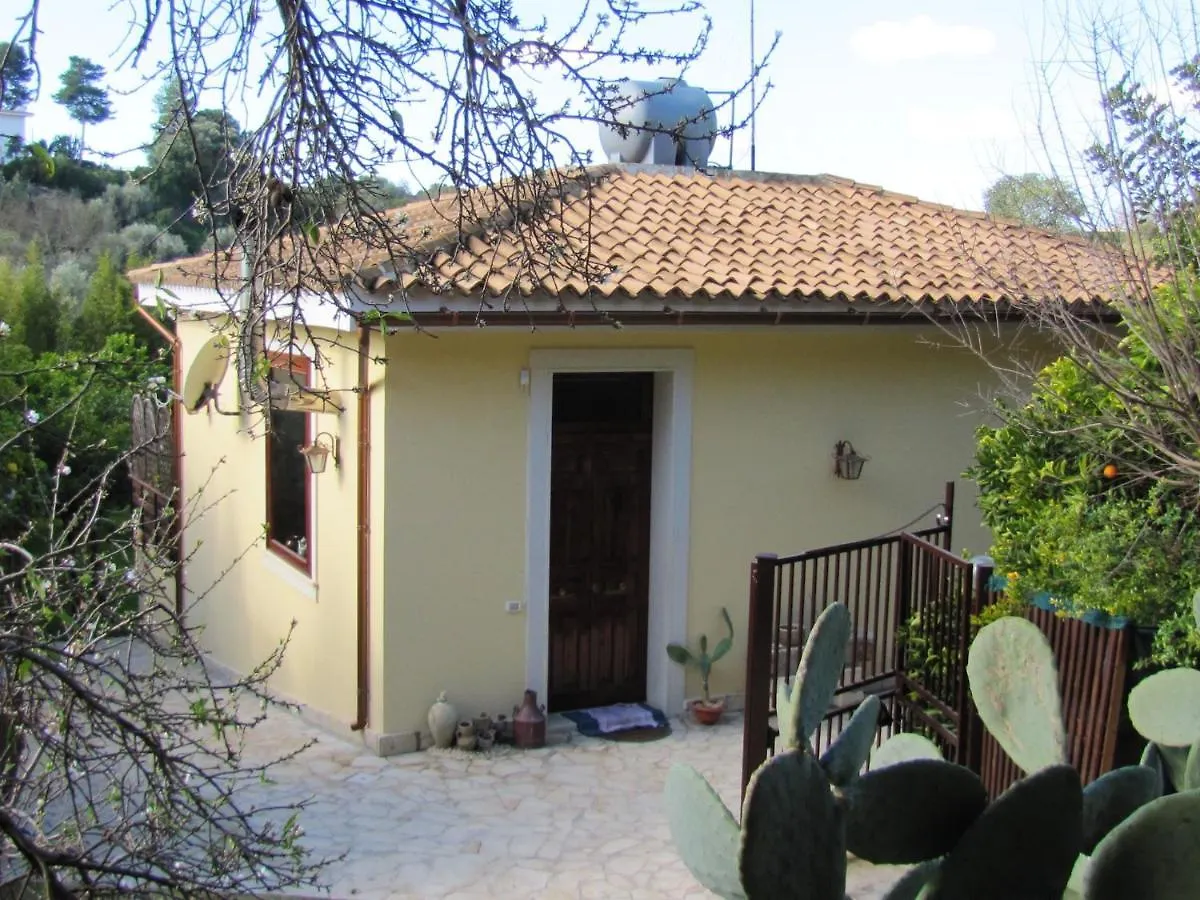 Spacious House In Lido Di Noto With Terrace And Garden